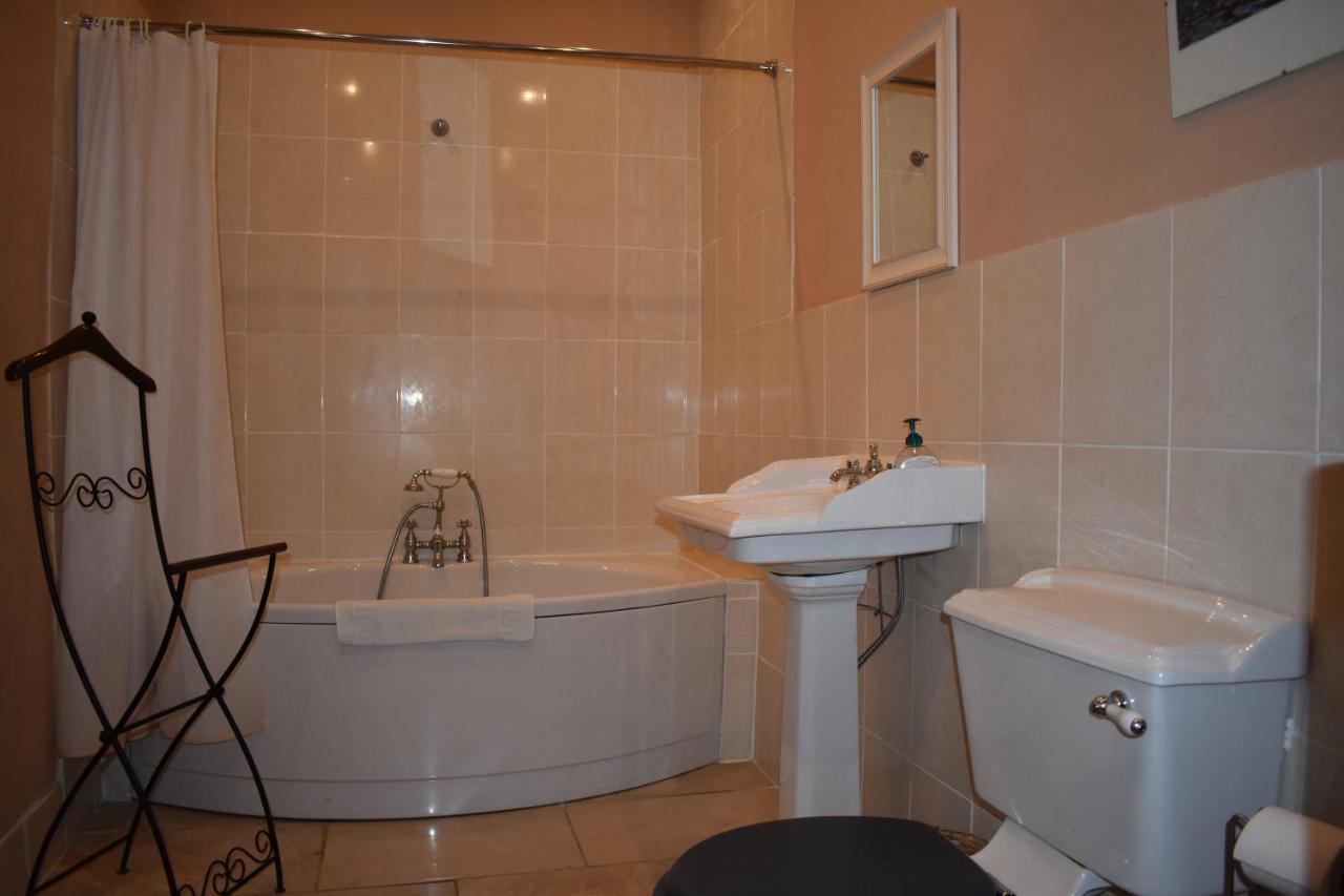 West End Apartment Единбург Екстер'єр фото